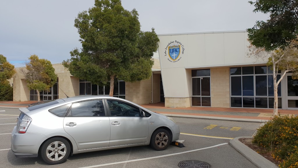 Lake Joondalup Baptist College | school | 8 Kennedya Dr, Joondalup WA 6027, Australia | 0893007444 OR +61 8 9300 7444