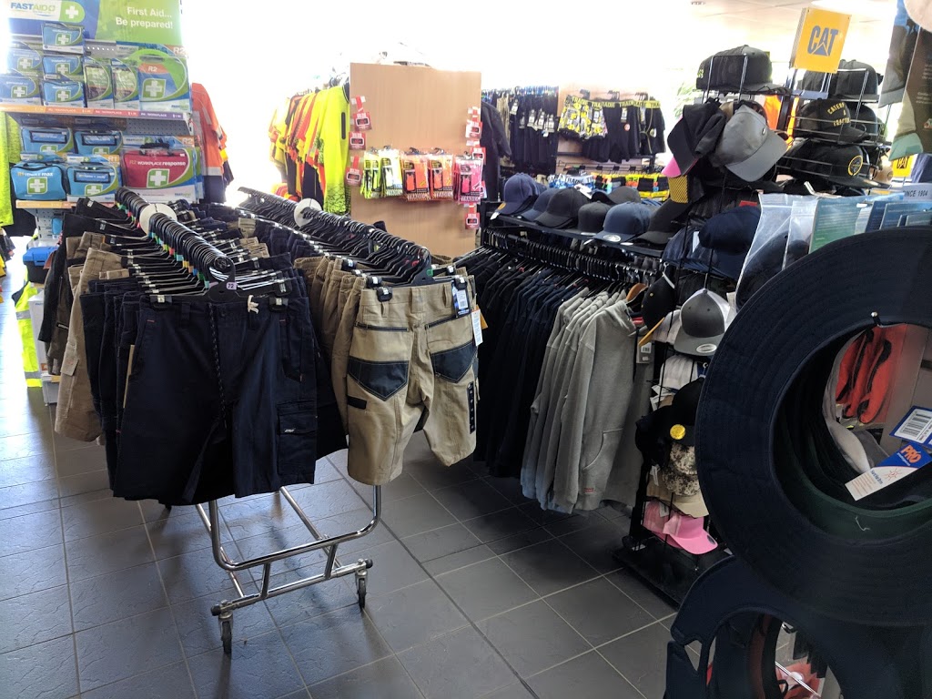 Totally Workwear Geelong | clothing store | 1 Fyans St, South Geelong VIC 3220, Australia | 0352225896 OR +61 3 5222 5896