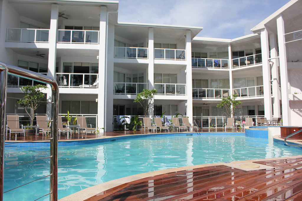 Beaches Port Douglas | 19 Esplanade, Port Douglas QLD 4877, Australia | Phone: (07) 4099 4150