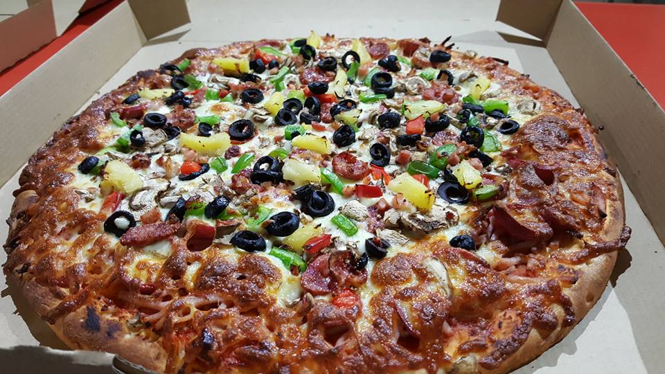 Julios Pizza | meal delivery | Julios Pizza, 453 Crown St, West Wollongong NSW 2500, Australia | 0242288750 OR +61 2 4228 8750