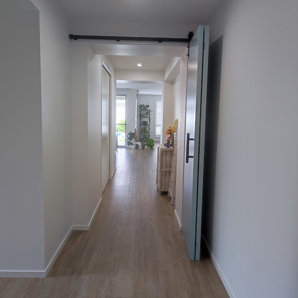 Brisbane Barn Doors | 4/42 Trade St, Lytton QLD 4178, Australia | Phone: 0481 085 365