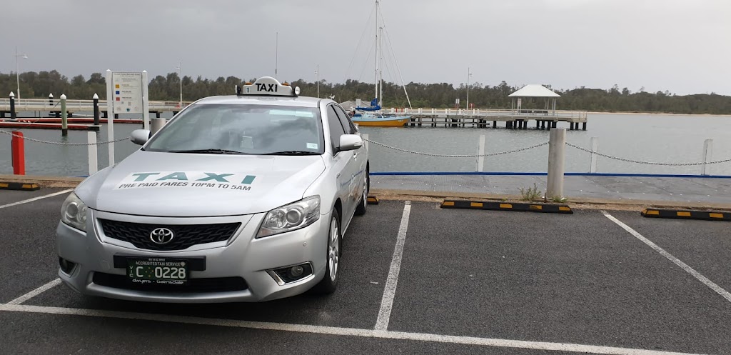 Lakes Taxi Service | 53 Country Club Dr, Lakes Entrance VIC 3909, Australia | Phone: (03) 5155 2555