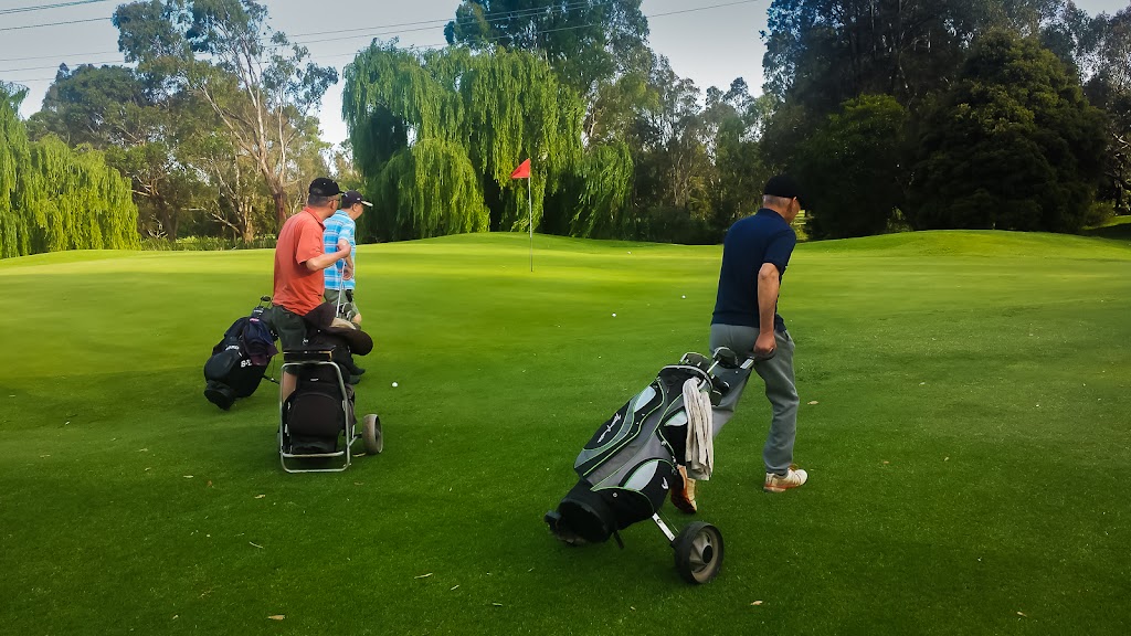 Rowville Lakes Golf Course | Corner Police &, Stud Rd, Rowville VIC 3178, Australia | Phone: (03) 9795 3352