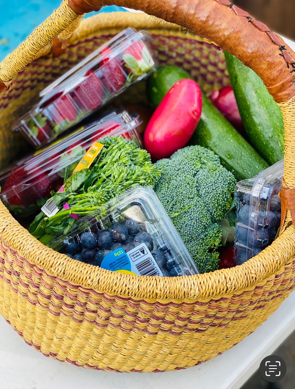 The Village Grocer Store & Farm Gate Market | 36 Tarata Rd, Guanaba QLD 4210, Australia | Phone: 0438 773 937