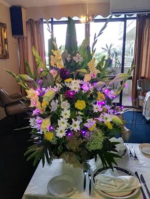 Blossoms by the Beach | florist | Dandaloo Dr, Currumbin QLD 4223, Australia | 0755981565 OR +61 7 5598 1565