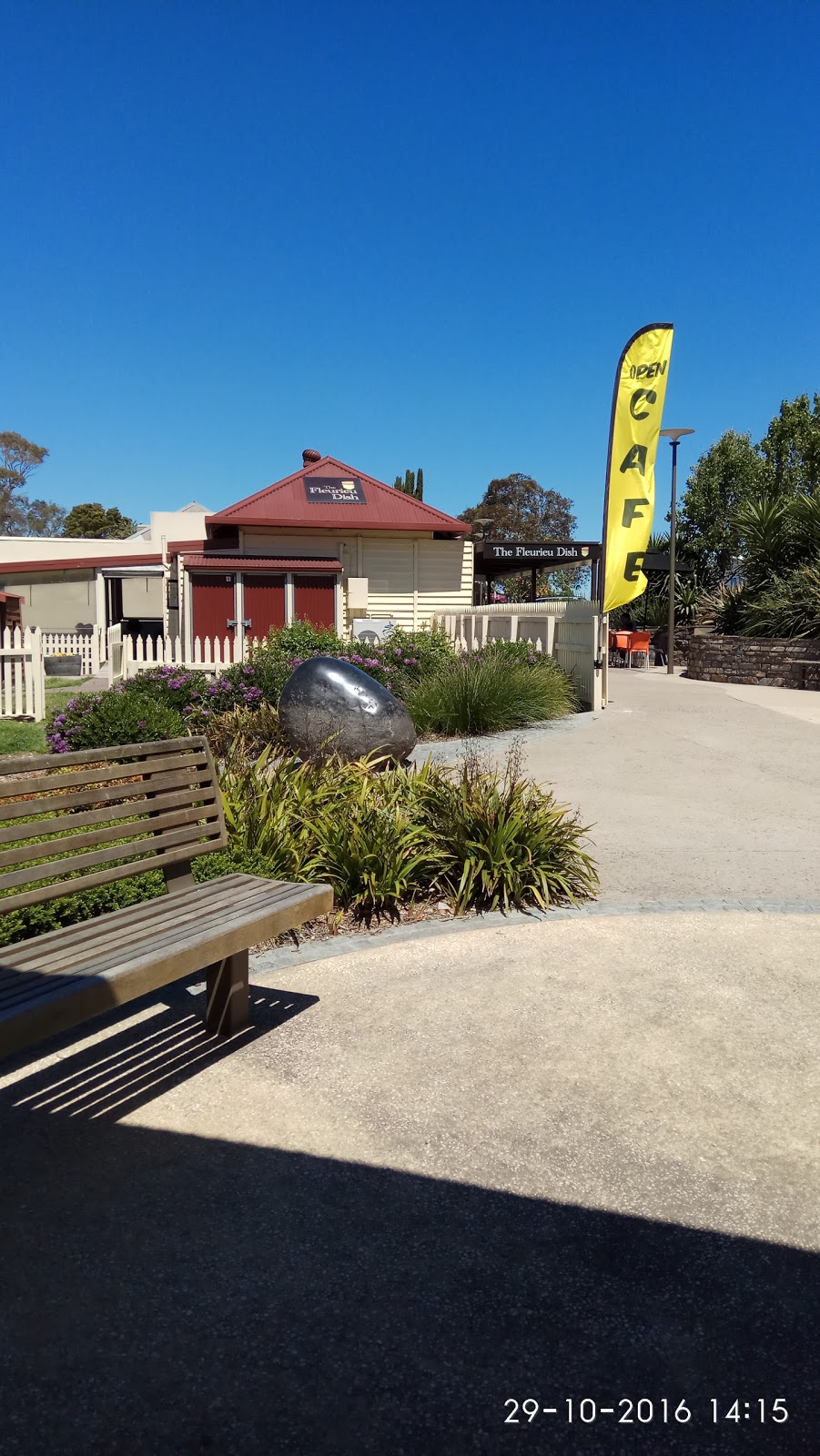 The Fleurieu Dish | 26 Victor Harbor Rd, Mount Compass SA 5210, Australia | Phone: (08) 8556 8535