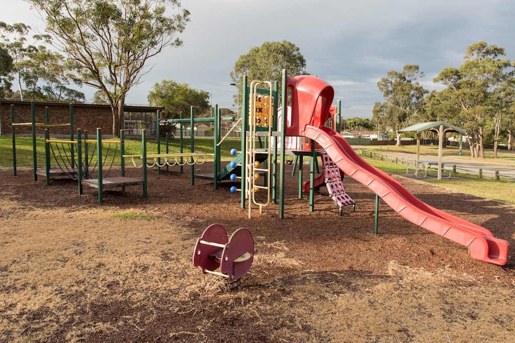Marks Oval Playground |  | 73 Floraville Rd, Floraville NSW 2280, Australia | 0249210333 OR +61 2 4921 0333