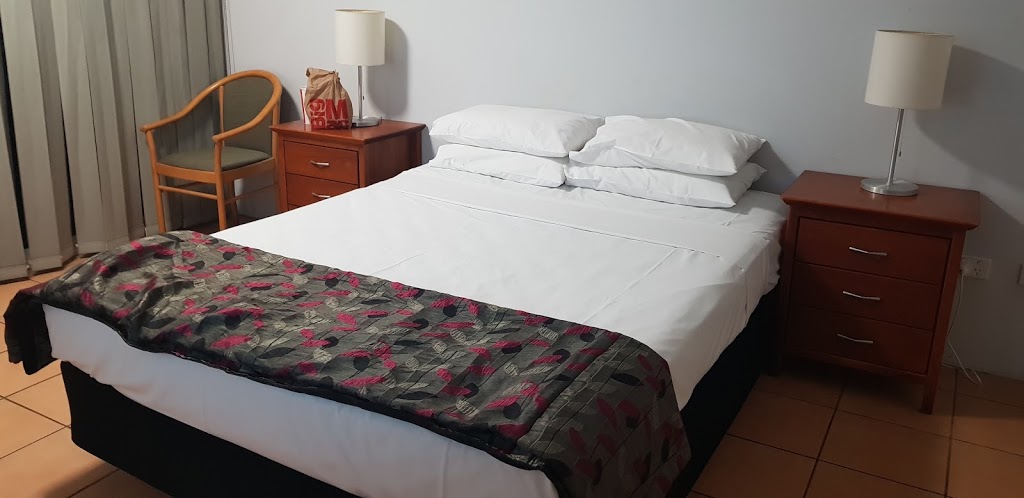 Cairns Reef Apartments & Motel Accommodation | lodging | 670-678 Bruce Hwy, Cairns City QLD 4868, Australia | 0740330522 OR +61 7 4033 0522