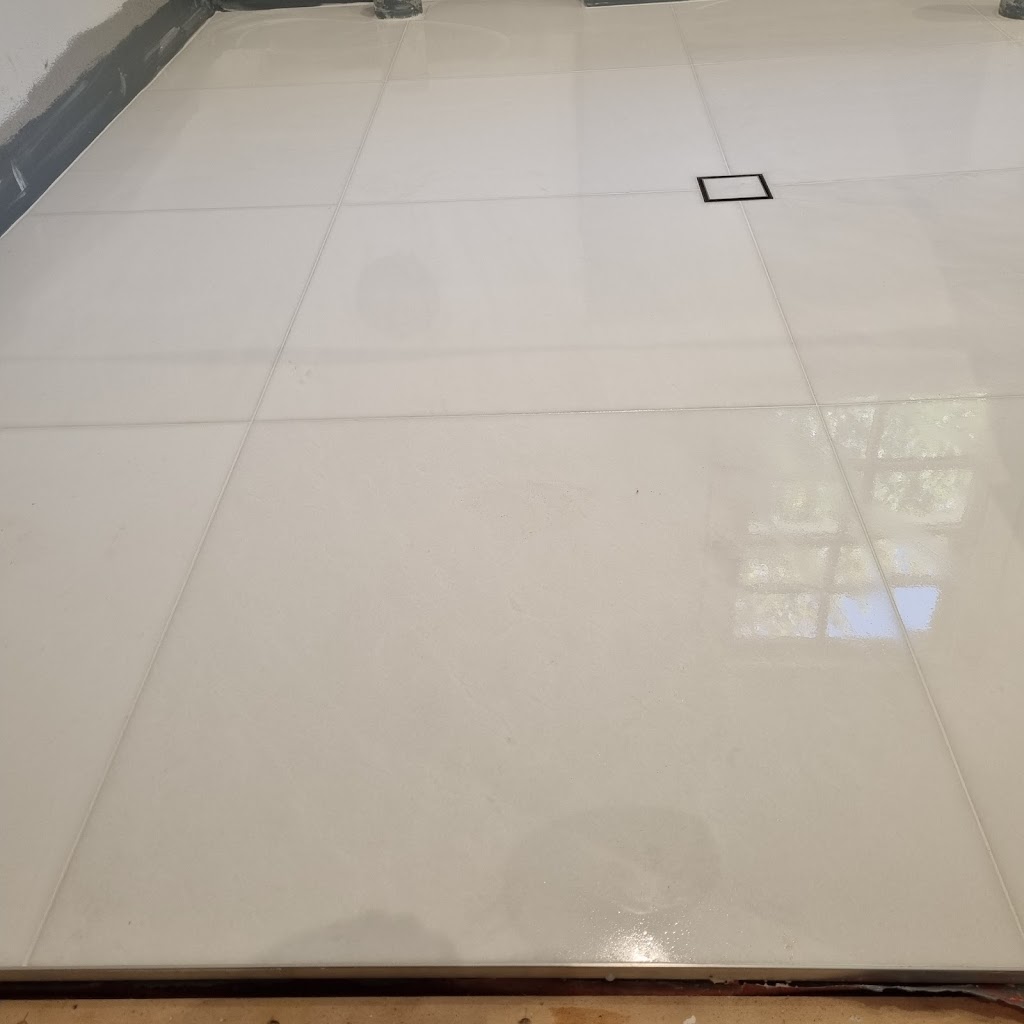 Rick Wurm Tiling | Cascade Cct, Albion Park NSW 2527, Australia | Phone: 0414 795 949