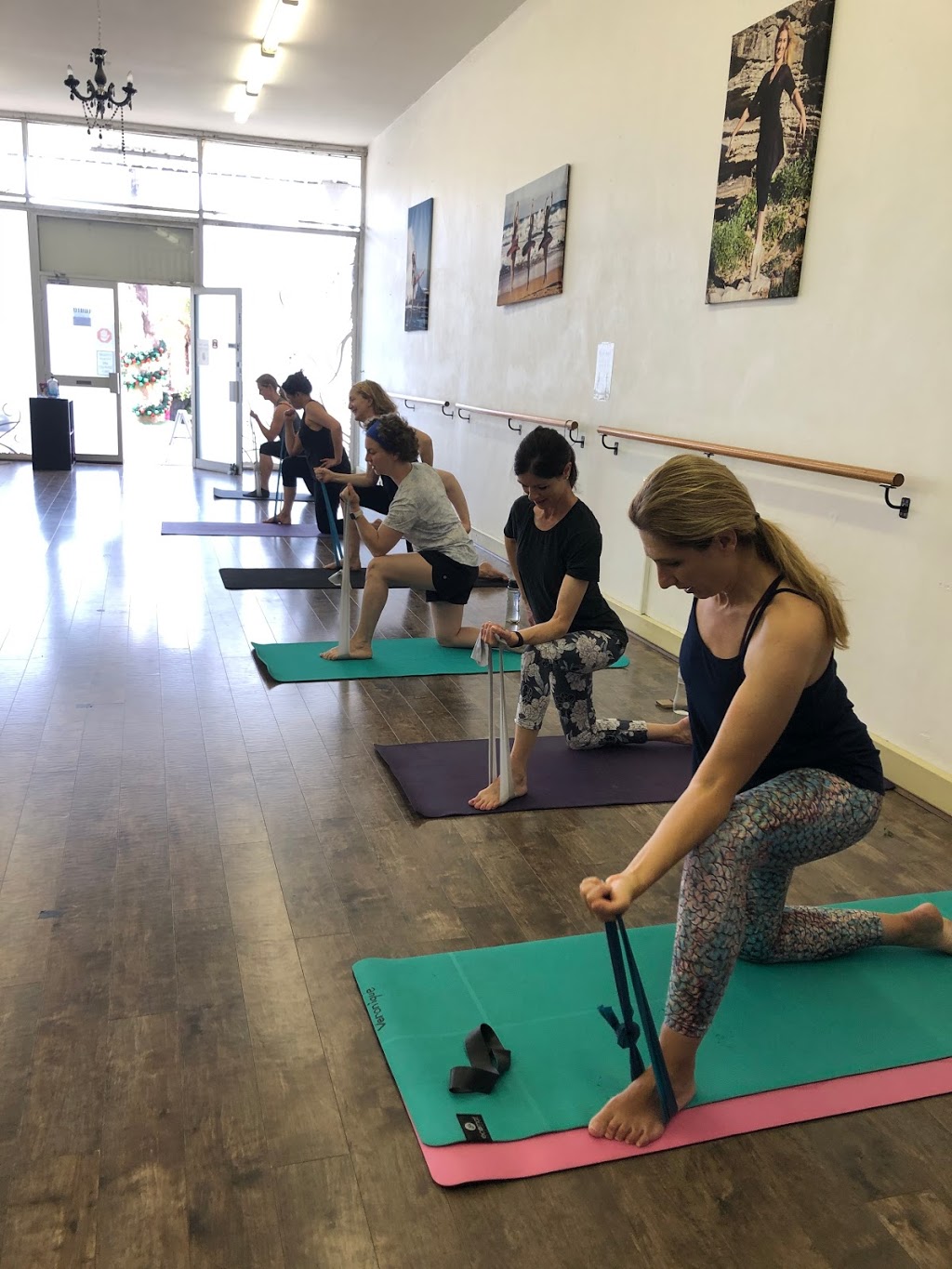 Les Sportifs Yoga & Pilates | gym | Tramore Pl, Killarney Heights NSW 2087, Australia | 0416137202 OR +61 416 137 202