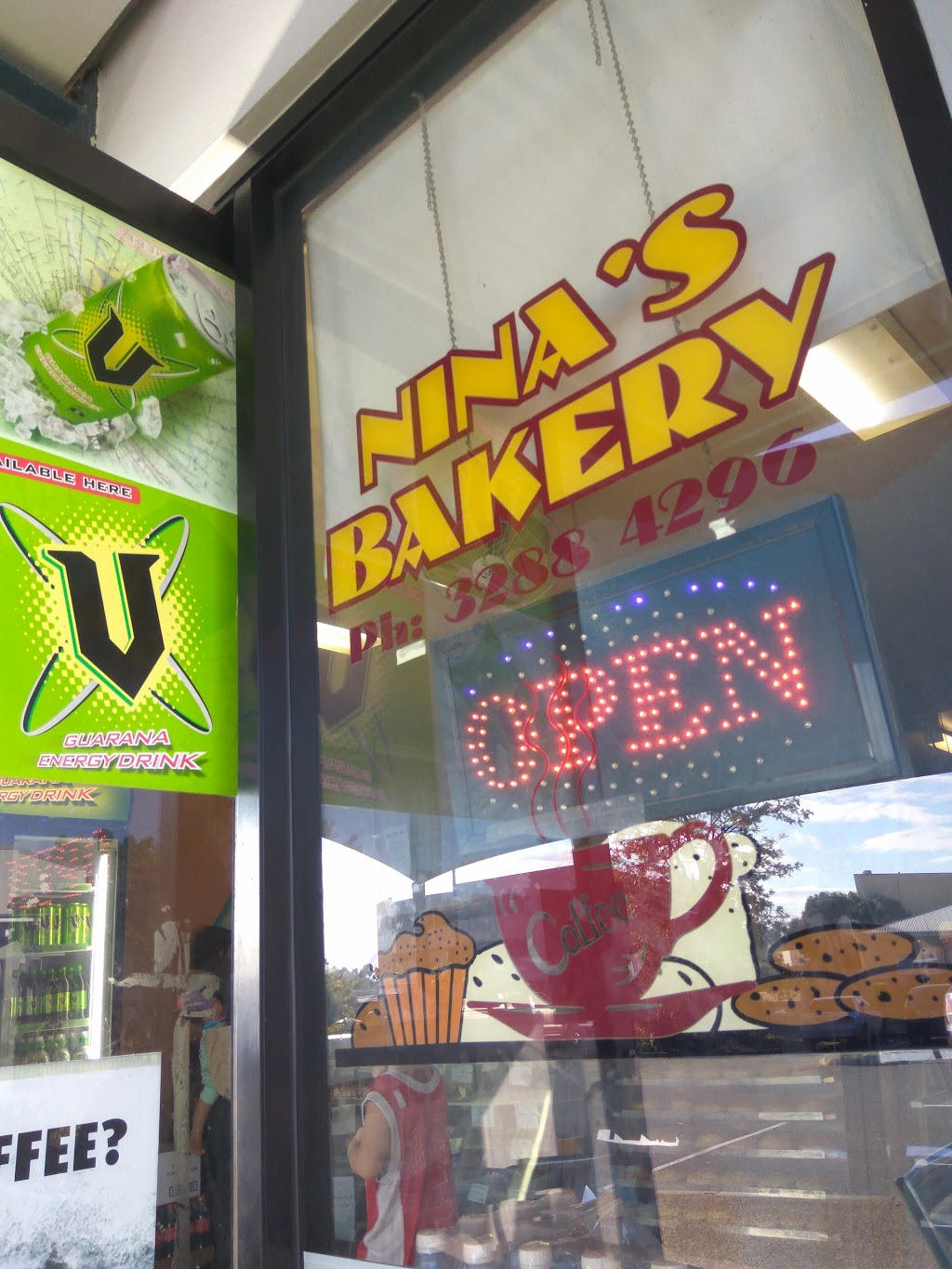 Ninas Bakery | bakery | 2/30-34 Commercial Dr, Springfield QLD 4300, Australia | 0732884296 OR +61 7 3288 4296