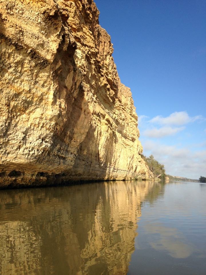 Riverland Boat Hire |  | 145 Murray Ave, Renmark SA 5341, Australia | 0400760386 OR +61 400 760 386