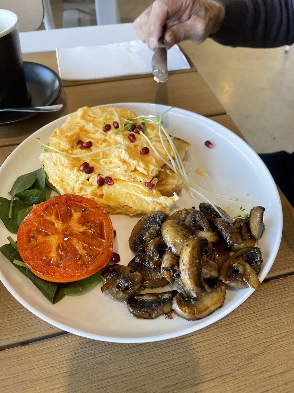 CAFE BEANS N SPICE | 68 Main St, Gembrook VIC 3783, Australia | Phone: (03) 5968 6348
