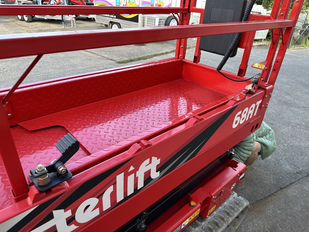 Masterlift | 103-109 Quarry Rd, South Murwillumbah NSW 2484, Australia | Phone: 1300 606 775