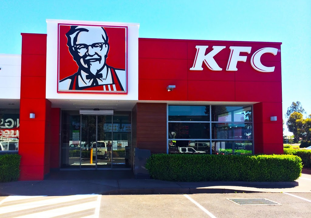 KFC Dubbo East | meal takeaway | 112 Sheraton Rd, Dubbo NSW 2830, Australia | 0268852642 OR +61 2 6885 2642