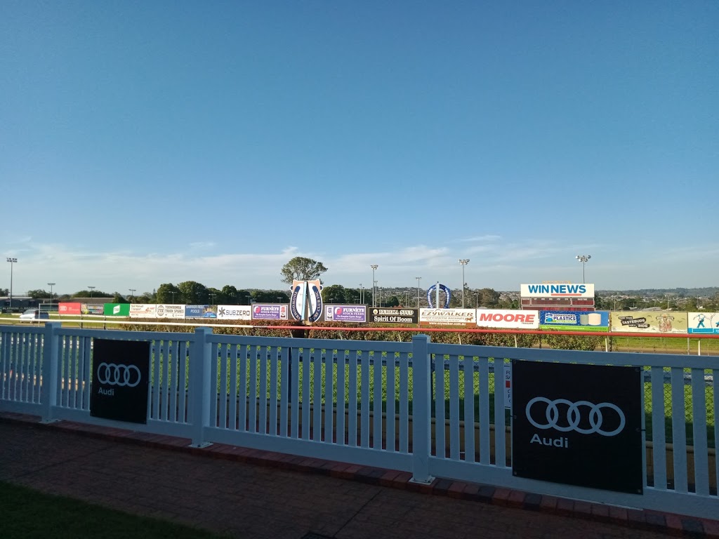 The Toowoomba Turf Club | Hursley Rd, Toowoomba City QLD 4350, Australia | Phone: (07) 4634 6066