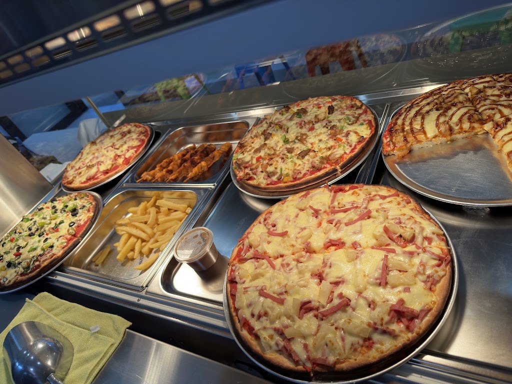 Istanbul Kebabs & Pizza | 96-110 Bellmere Rd, Bellmere QLD 4510, Australia | Phone: (07) 5432 8007