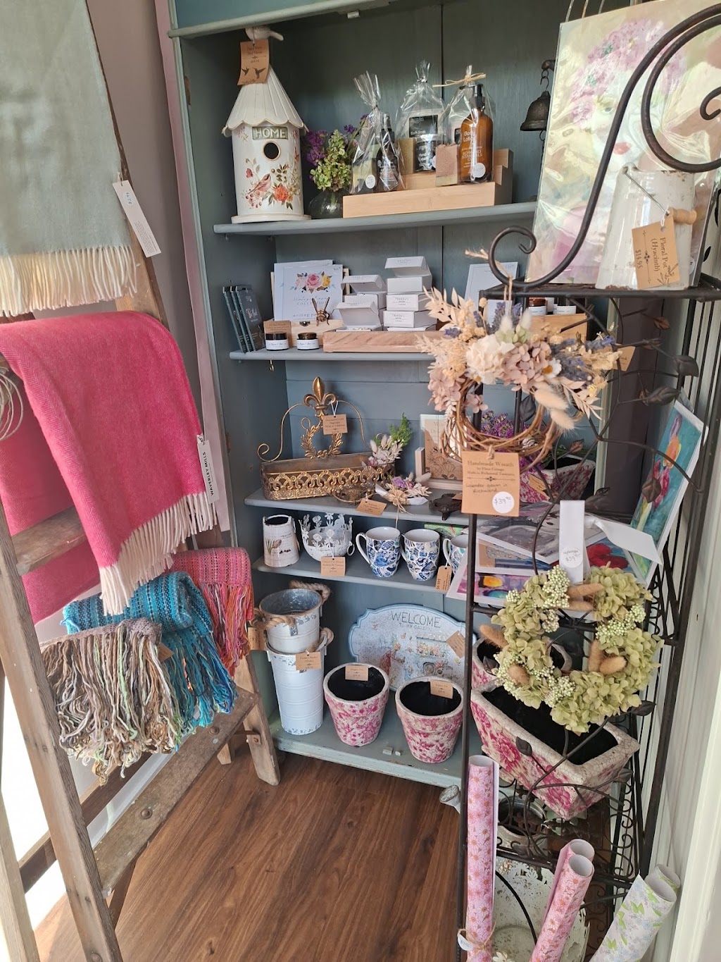 Fleur Cottage | Unit 1/32 Bridge St, Richmond TAS 7025, Australia | Phone: 0401 195 881
