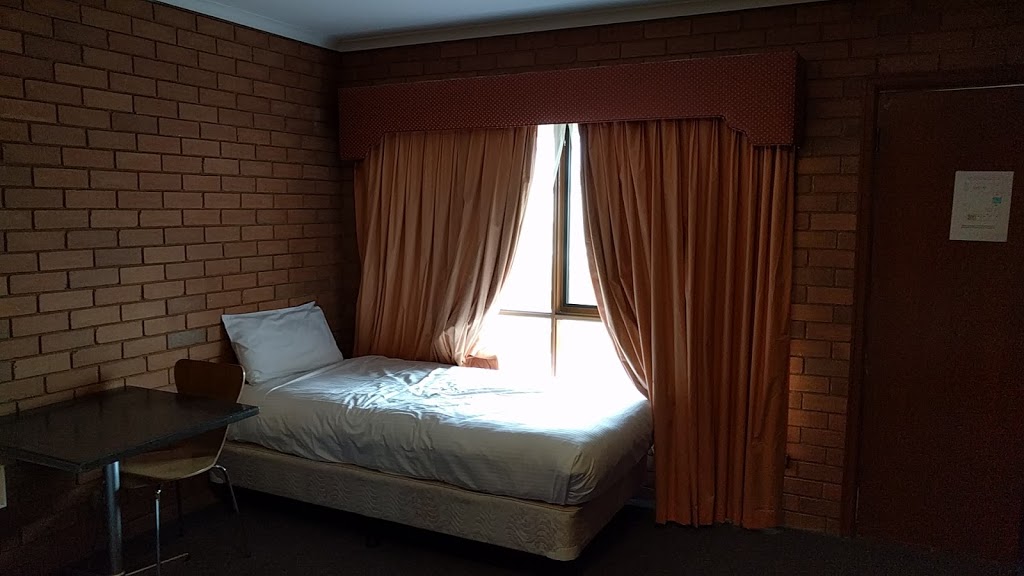 Essendon Motel | 93 Bulla Rd, Melbourne VIC 3041, Australia | Phone: (03) 9374 2433