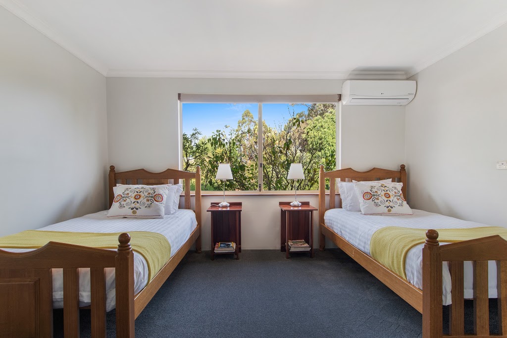 Shambhala Guesthouse Bridgetown | 65 Rokewood Heights, Kangaroo Gully WA 6255, Australia | Phone: (08) 9761 4350