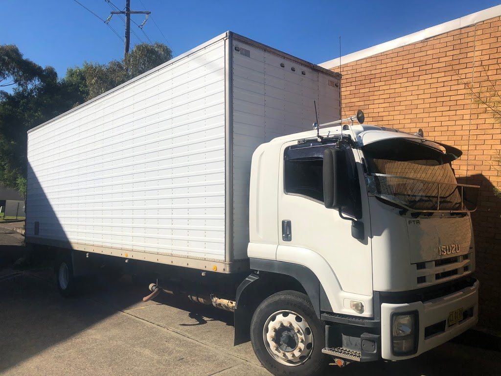 Northern Beaches Removals Brookvale | moving company | 12/38 Beach St, Curl Curl NSW 2096, Australia | 1300466683 OR +61 1300 466 683
