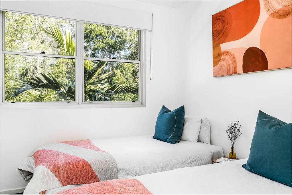 A PERFECT STAY Clique 3 | 3/12 Shirley Ln, Byron Bay NSW 2481, Australia | Phone: 1300 588 277