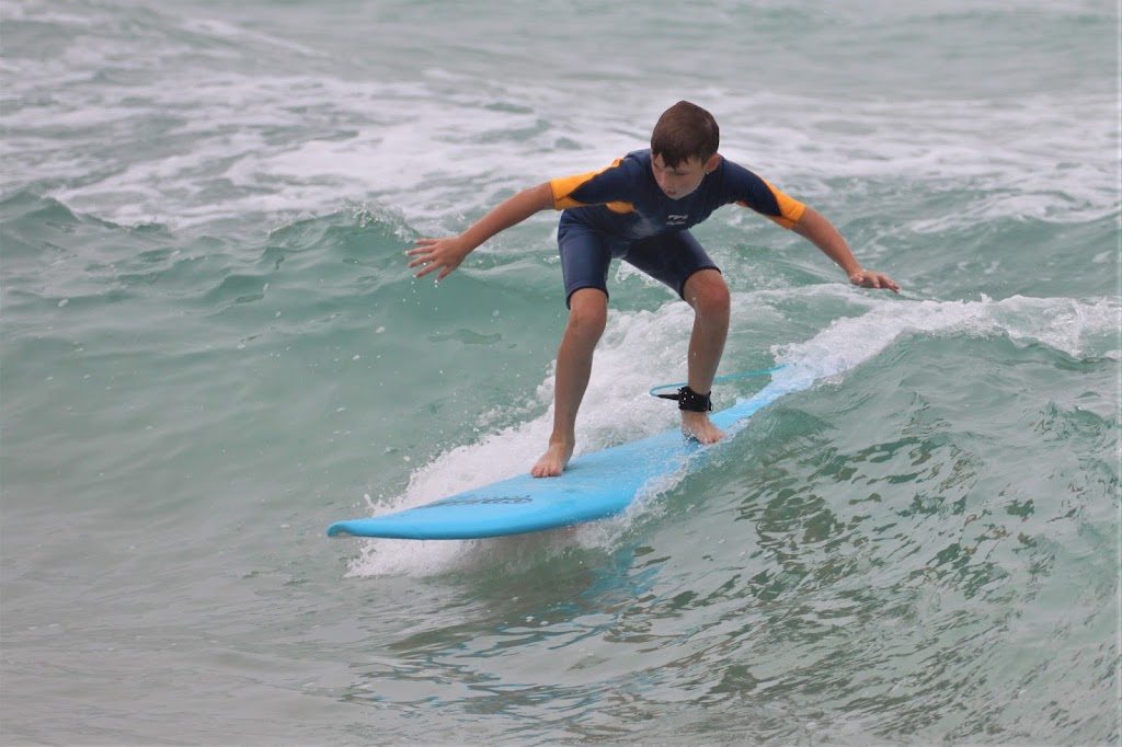 Surfing WA |  | 368 W Coast Dr, Trigg WA 6029, Australia | 0894480004 OR +61 8 9448 0004