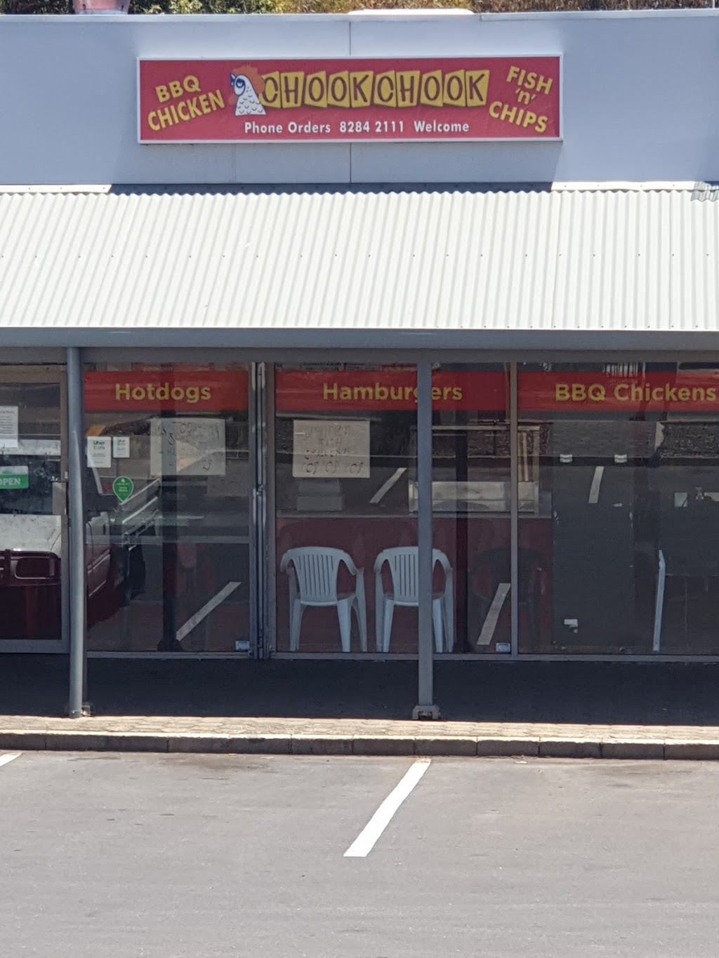 Chook Chook and seafood | meal takeaway | 2 Zurich Rd, Craigmore SA 5114, Australia | 0882842111 OR +61 8 8284 2111
