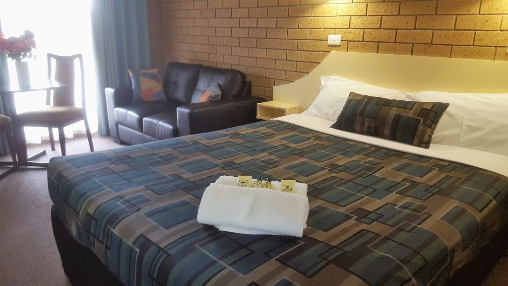 Hepburn Springs Motor Inn | 105 Main Rd, Hepburn Springs VIC 3461, Australia | Phone: (03) 5348 3234