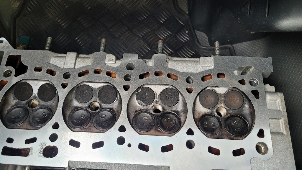 U & H Auto Solutions | 1500 Heatherton Rd, Dandenong VIC 3175, Australia | Phone: 0404 970 023