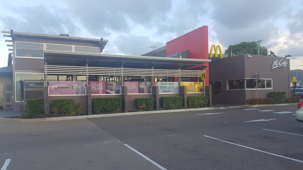 McDonalds Fairfield Waters | cafe | Cnr Fairfield Waters & Stuart Drive, Idalia QLD 4810, Australia | 0747781822 OR +61 7 4778 1822