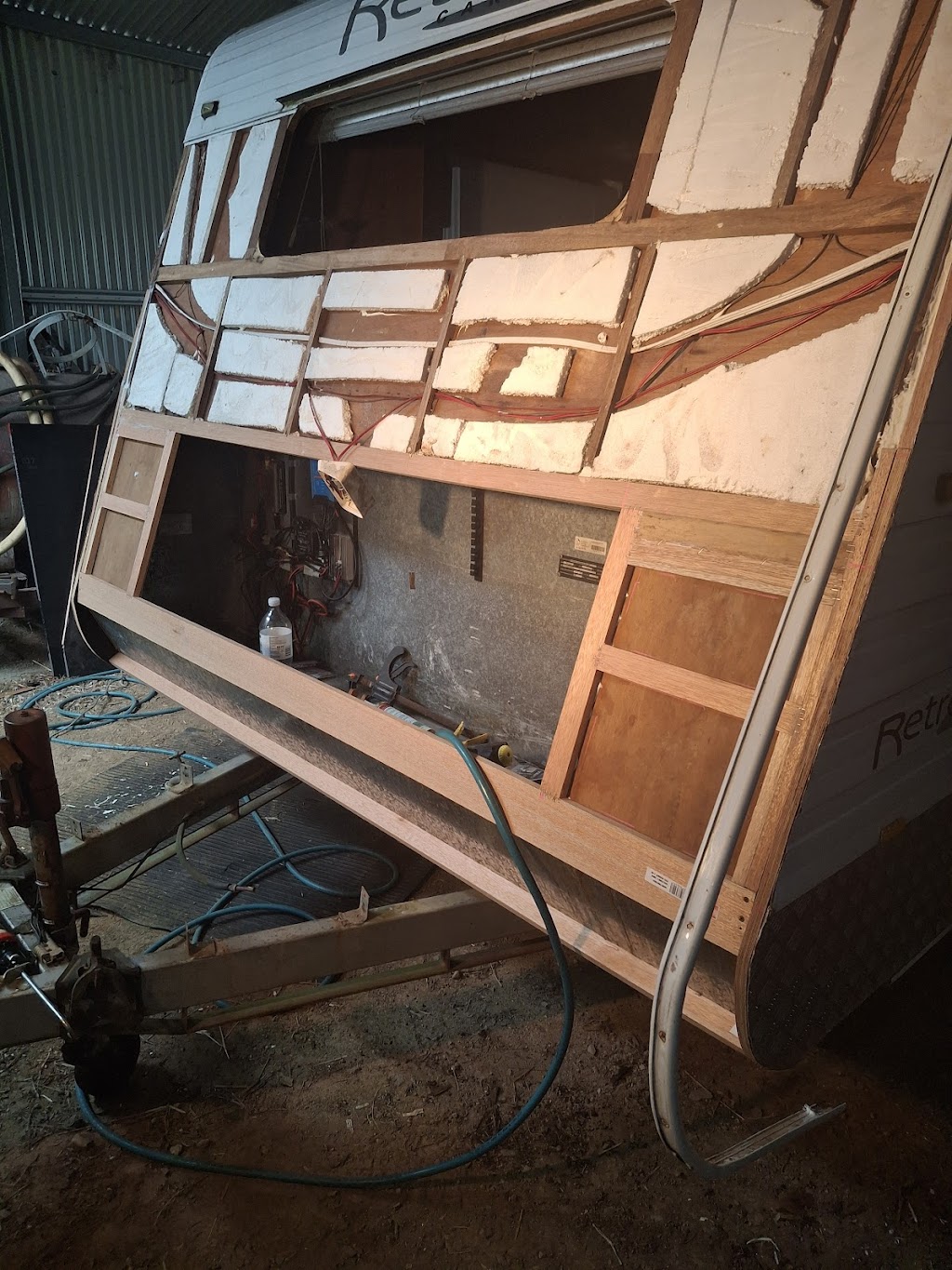 Woods off grid mobile caravan repairs | Kalawonda Rd, Dyers Crossing NSW 2429, Australia | Phone: 0459 794 773