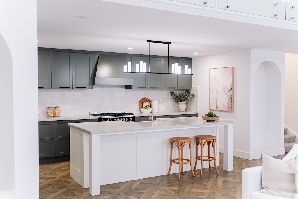 Crystele Homes: Menangle Park Display Village | 3 Subzero Cr, Menangle Park NSW 2563, Australia | Phone: (02) 4648 1913
