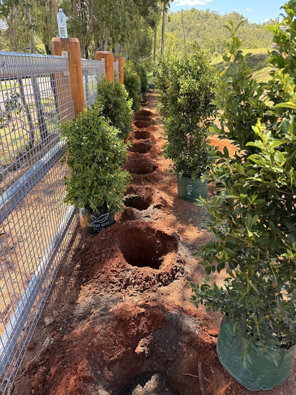 Symonds Civil and Plant Hire PTY LTD | 144 Banks Creek Rd, Fernvale QLD 4306, Australia | Phone: 0498 153 855