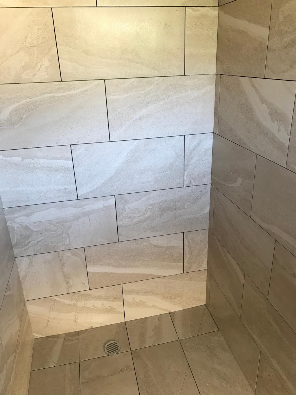 GM Tiling Gippsland | 86 Bridle Rd, Morwell VIC 3840, Australia | Phone: 0433 655 301