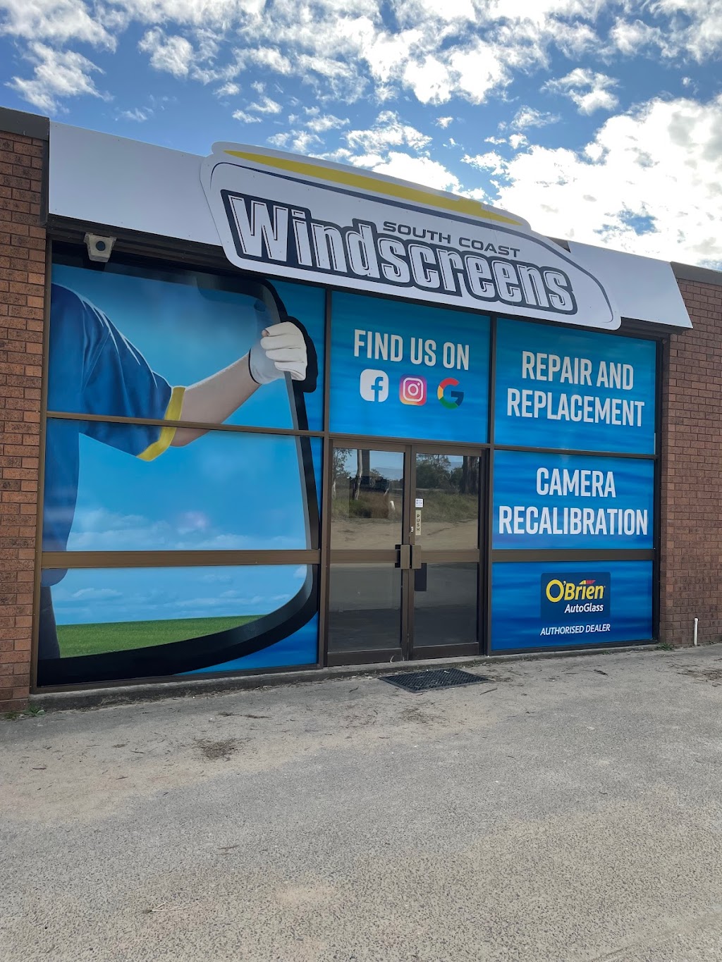 South Coast Windscreens | car repair | 2 Shelley Rd, Moruya NSW 2537, Australia | 0428877825 OR +61 428 877 825