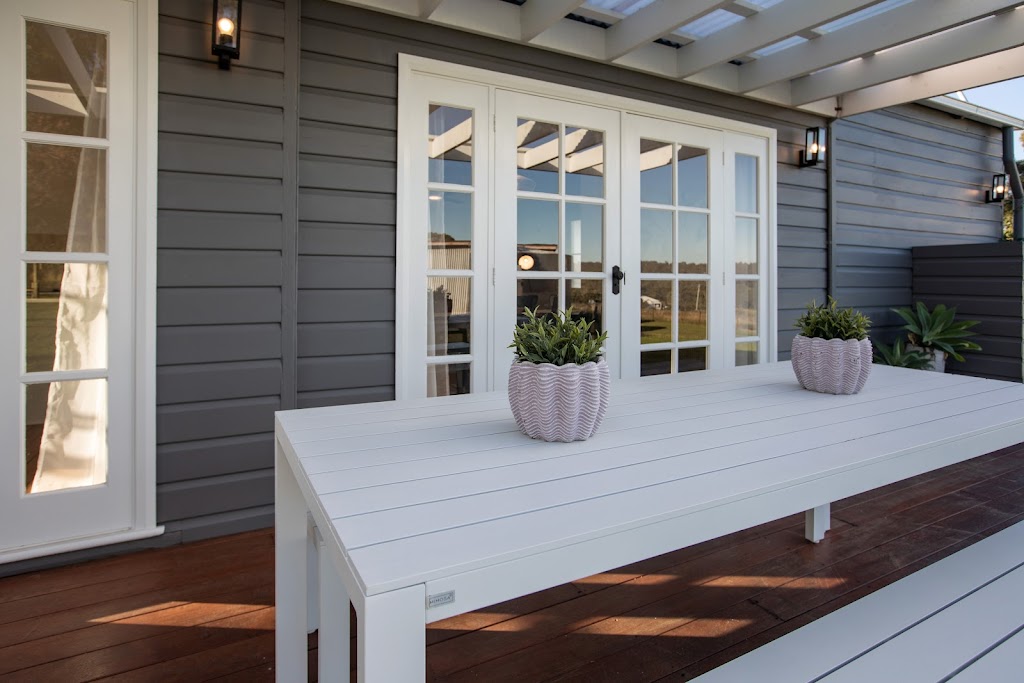 The Winemakers - Pokolbin Farm Stay | 555 Oakey Creek Rd, Pokolbin NSW 2320, Australia | Phone: 0499 536 536