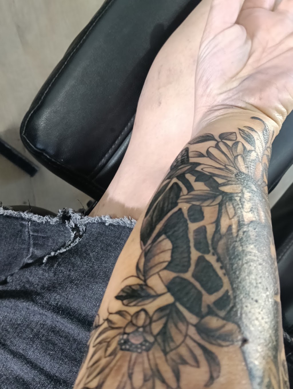 Golden Tattoo Studio | 45 Turf St, Grafton NSW 2460, Australia | Phone: 0466 079 195