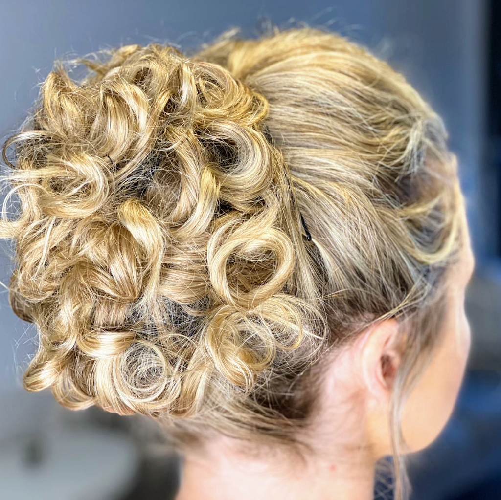 Glamourlicious by Sam ( Hair & Makeup Artist ) | Grevillea St, Craigieburn VIC 3064, Australia | Phone: 0433 959 950