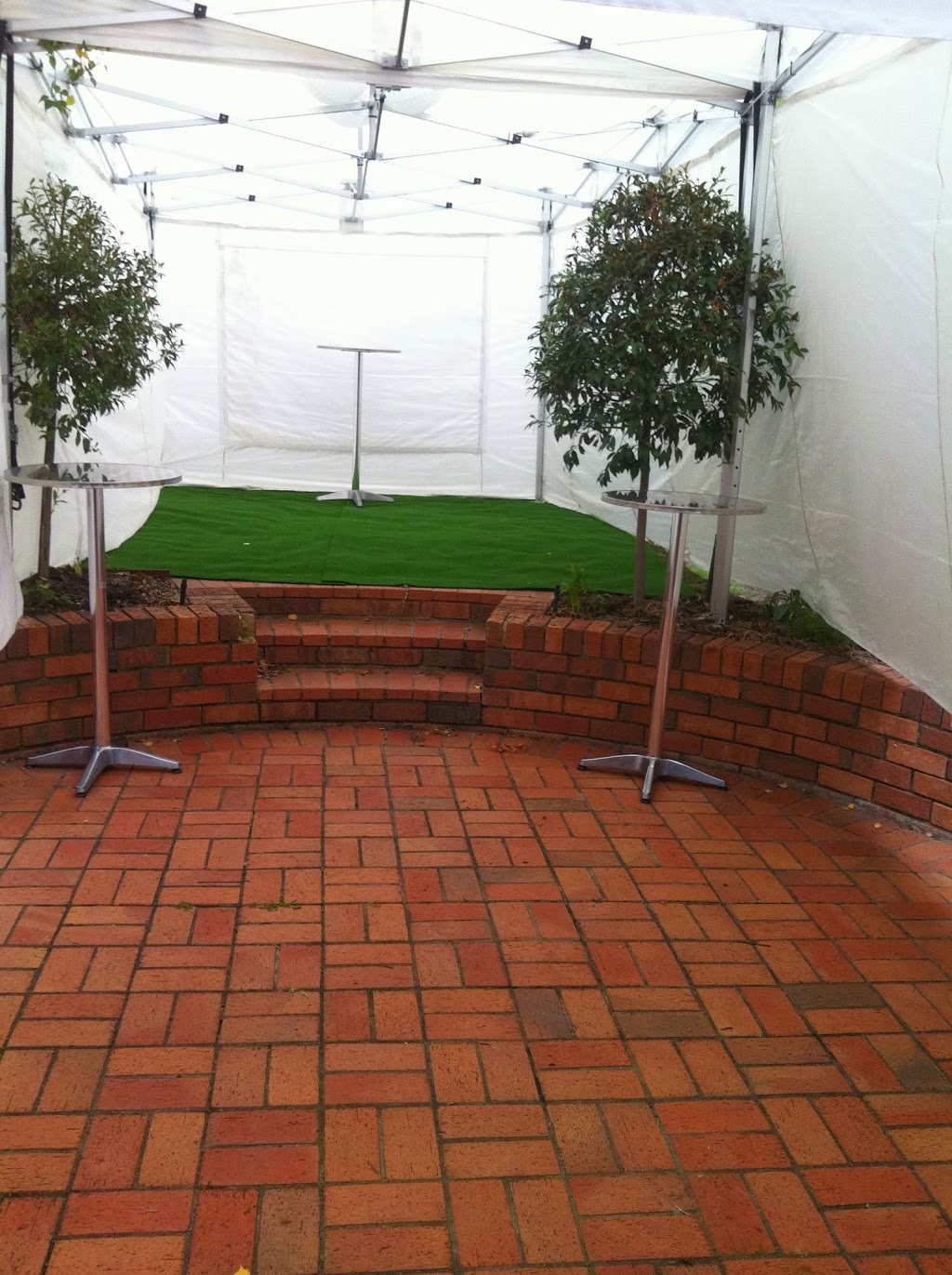 Victorian Party Hire | 12 Goodyear Dr, Thomastown VIC 3074, Australia | Phone: (03) 9464 1555