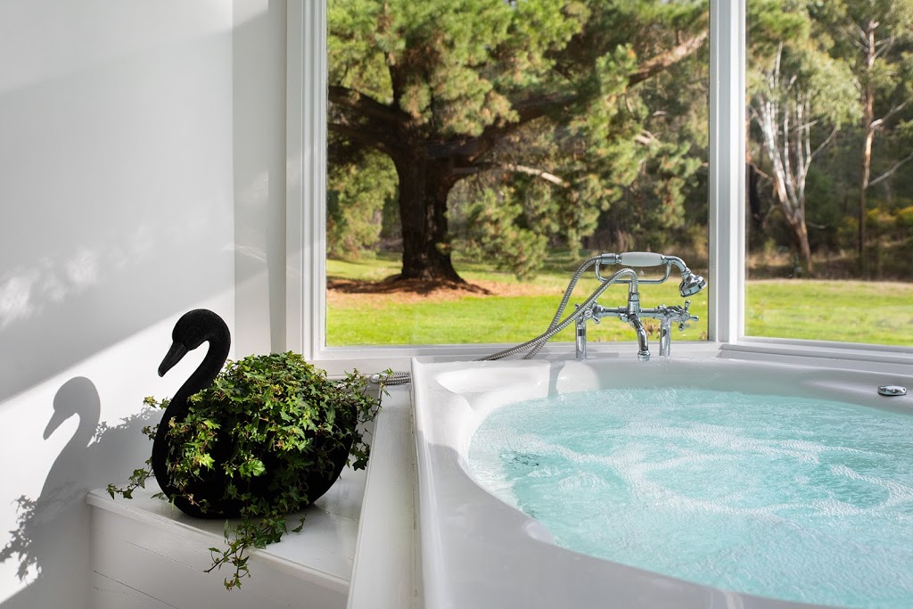 Daylesford Country Retreats | 86 East St, Daylesford VIC 3460, Australia | Phone: 0407 810 576