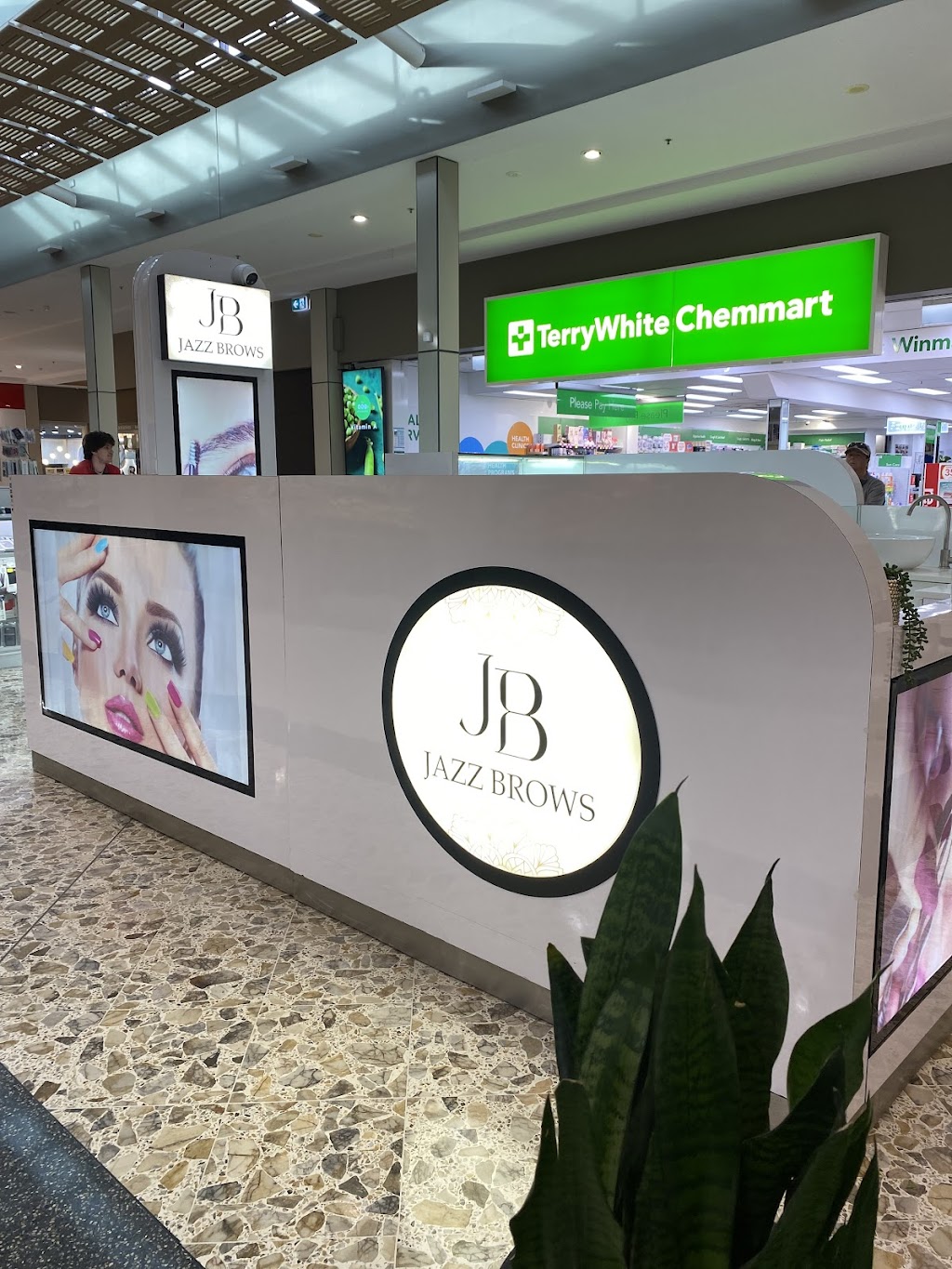 Jazz brows | 14-28 White Cross Rd, Winmalee NSW 2777, Australia | Phone: 0469 728 262