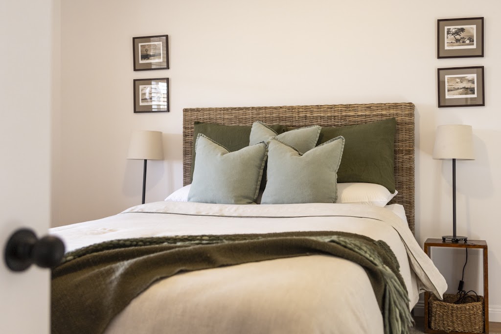 The Beekeepers Cottage | 124 Malakoff Rd, Beechworth VIC 3747, Australia | Phone: (02) 6033 2322