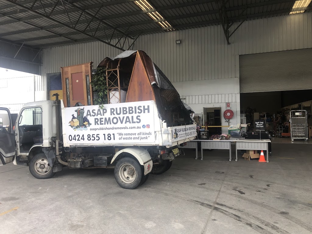 Asap Rubbish Removal | 18 Norman Ave, Sunshine NSW 2264, Australia | Phone: 0424 855 181