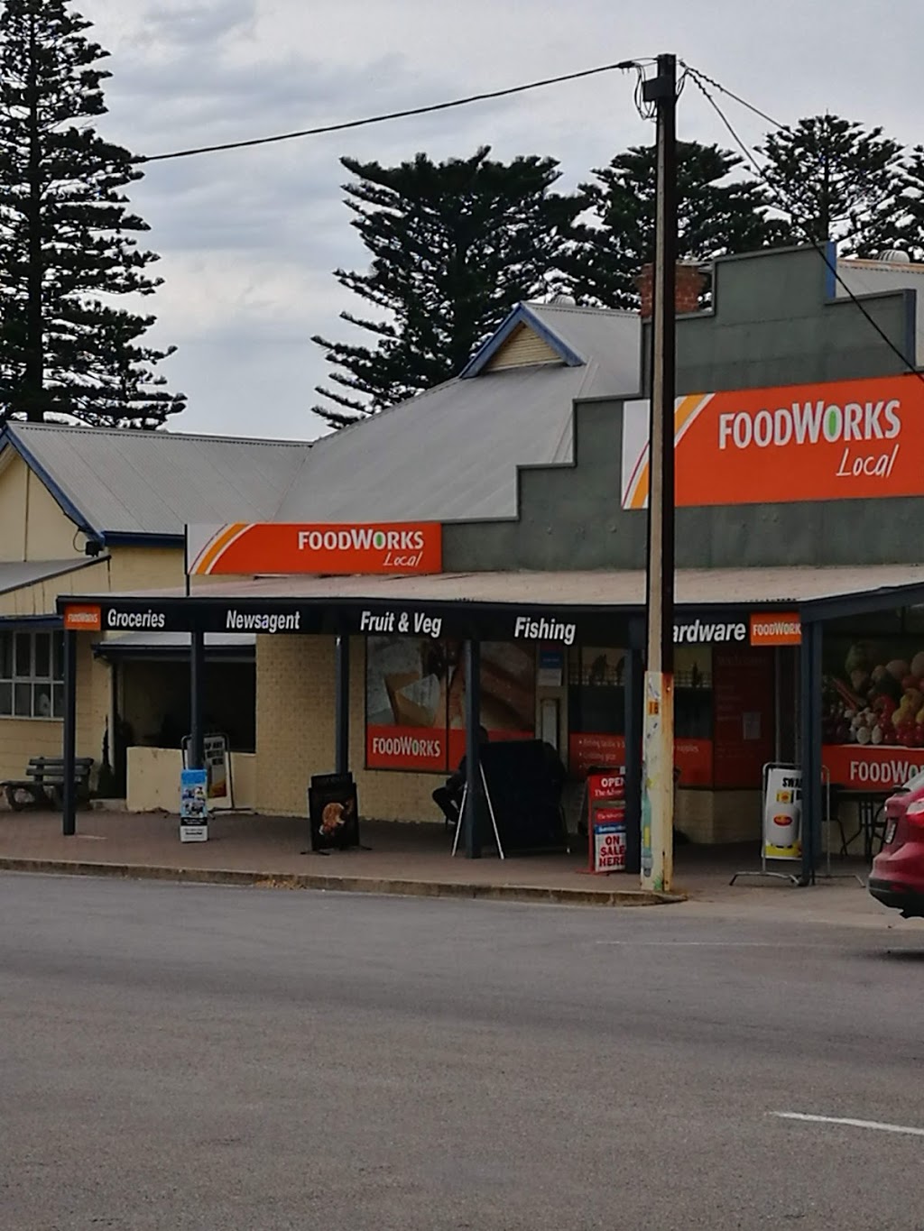 FoodWorks | supermarket | 2 St Vincent St, Stansbury SA 5582, Australia | 0888524208 OR +61 8 8852 4208