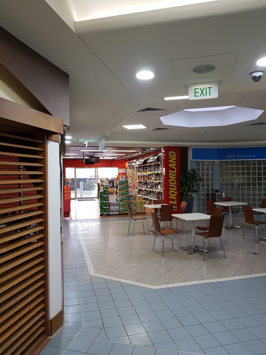 Liquorland Ashmore | Shop 4A-4C Ashmore City Shopping Centre Corner Nerang-Southport Road And, Currumburra Rd, Ashmore QLD 4214, Australia | Phone: (07) 5527 8061