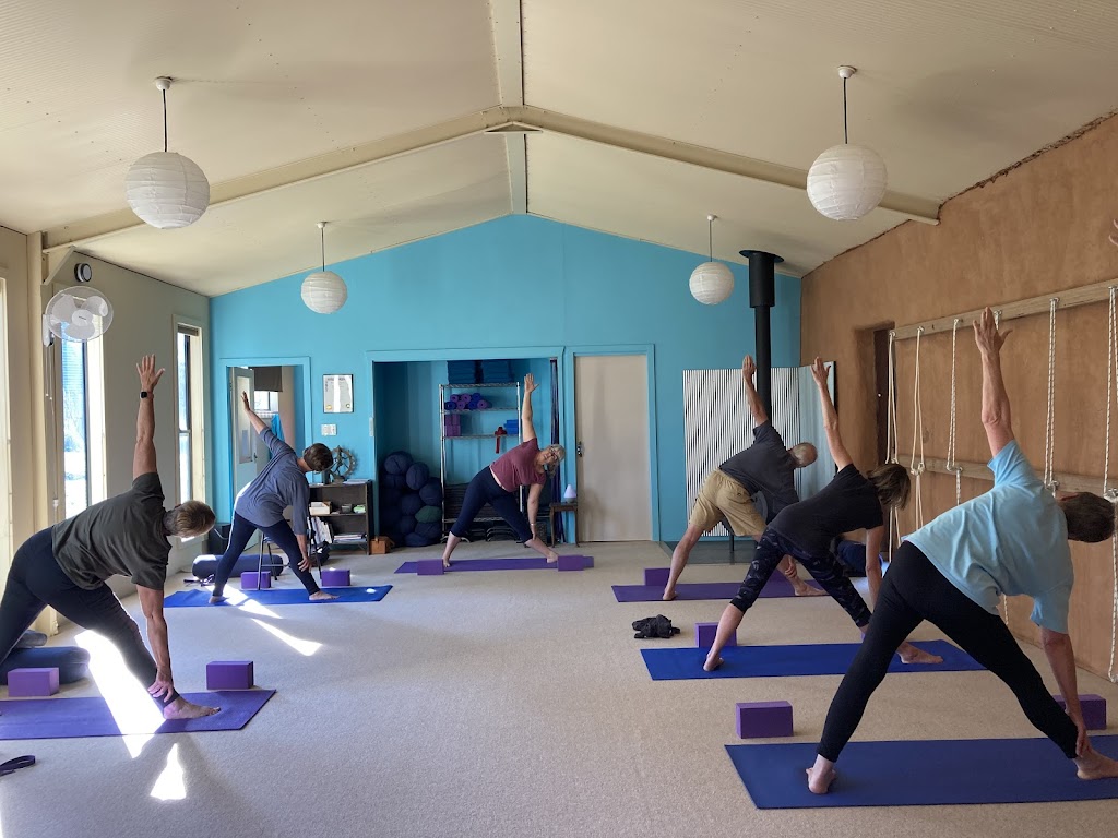 Lilactime Yoga | 3353 Mitchell Hwy, Guyong NSW 2798, Australia | Phone: (02) 6368 7229