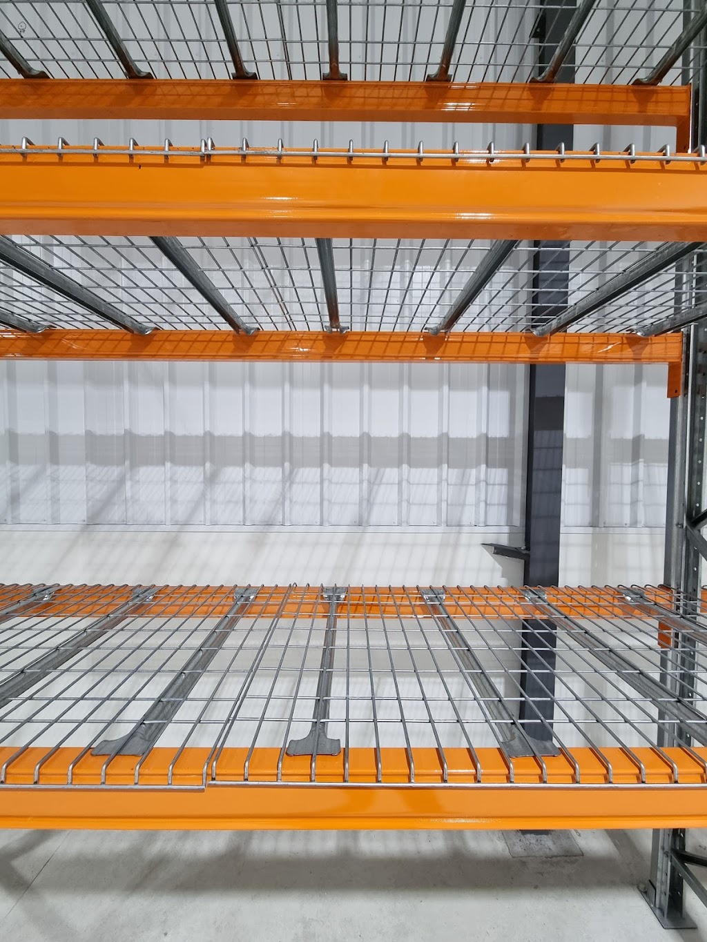 LIFT & STOR | 720 Greenwattle St, Harristown QLD 4350, Australia | Phone: 1800 304 844