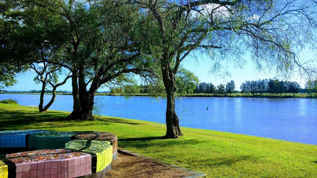 Riverside Park | park | 4 Hunter St, Raymond Terrace NSW 2324, Australia | 0249800255 OR +61 2 4980 0255