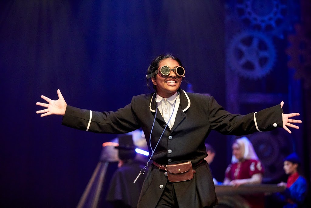 Stage School Australia: Kids Acting & Performing Classes Hoppers | 35 Thomas Carr Dr, Tarneit VIC 3029, Australia | Phone: (03) 8199 8344